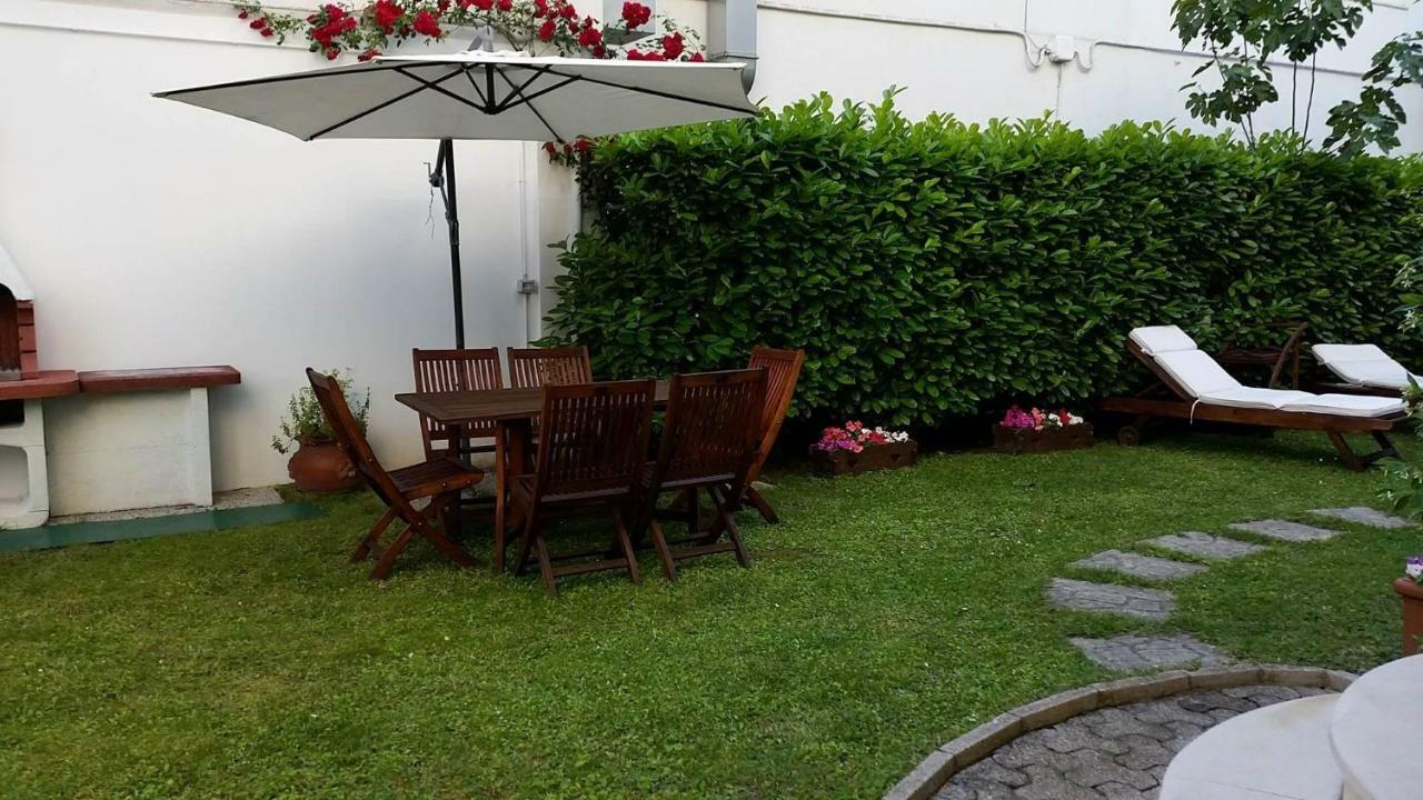 A Casa Di Clo Pesaro Exterior foto